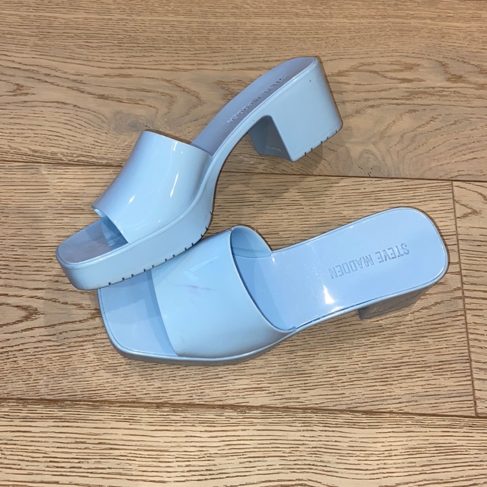 Steve Madden sandals